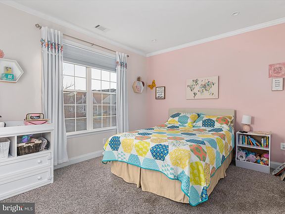 4th image of 484 Bashore Dr