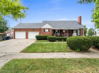 932 Patterson Rd, Dayton, OH 45419