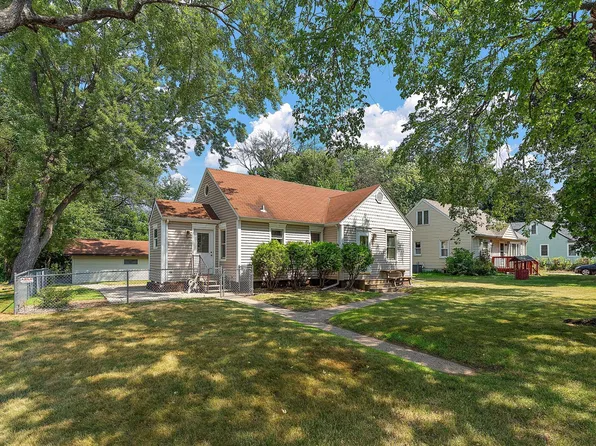 1929 Jerrold Ave, Arden Hills, MN 55112