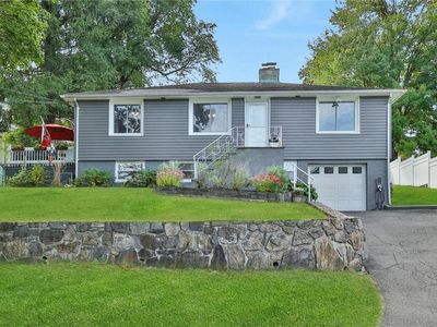 22 Sky Top Drive, Pleasantville, NY, 10570