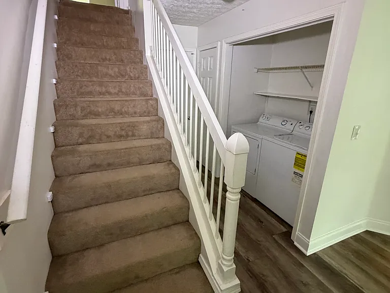 742 Bostonian Way — Photo 48