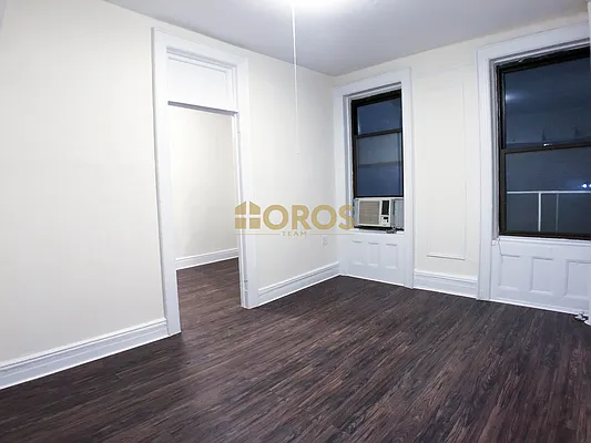 Rented by City Connections Realty | media 8