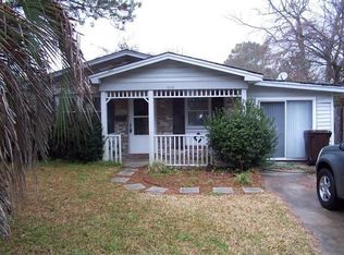 910 Center St, Mount Pleasant, SC 29464