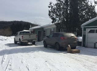 29 5th St, Colebrook, NH 03576