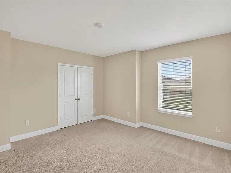 2546 Warren Acres Blvd — Photo 49