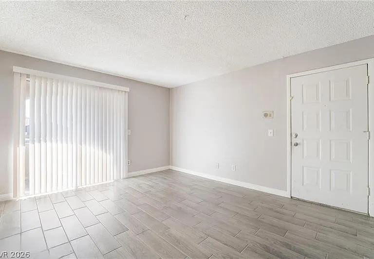 221 Mission Catalina Ln #102 — Photo 2