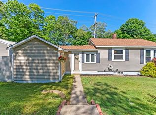 15 Nathaniel St, Plymouth, MA 02360