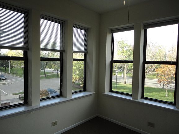 2nd image of 2319.5 N Kedzie Blvd #2F