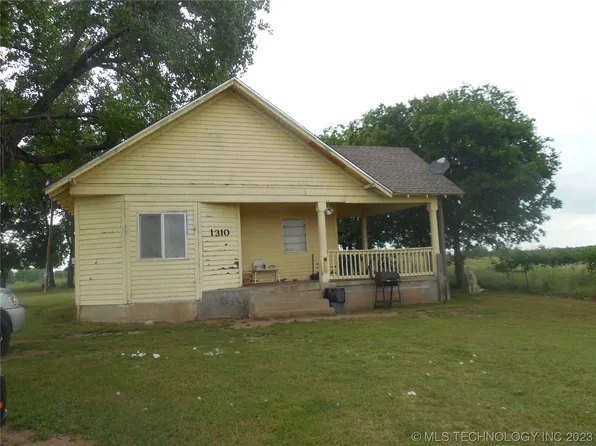 1310 Windy Hill Rd, Sulphur, OK 73086