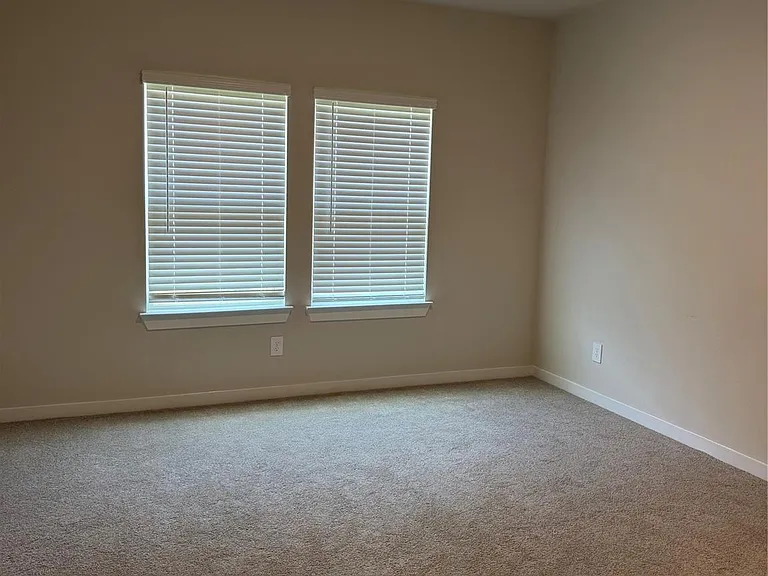 6816 Hart Oak Dr — Photo 13