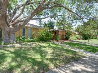 3204 Townbluff Dr, Plano, TX 75075