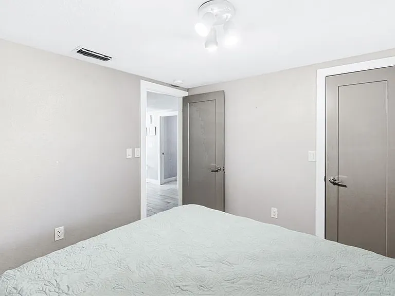 5320 Moeller Ave — Photo 13