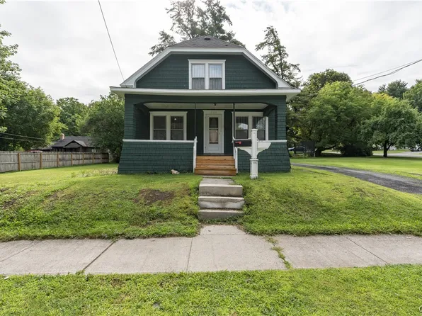 208 Wyoming Ave, Watertown, NY 13601