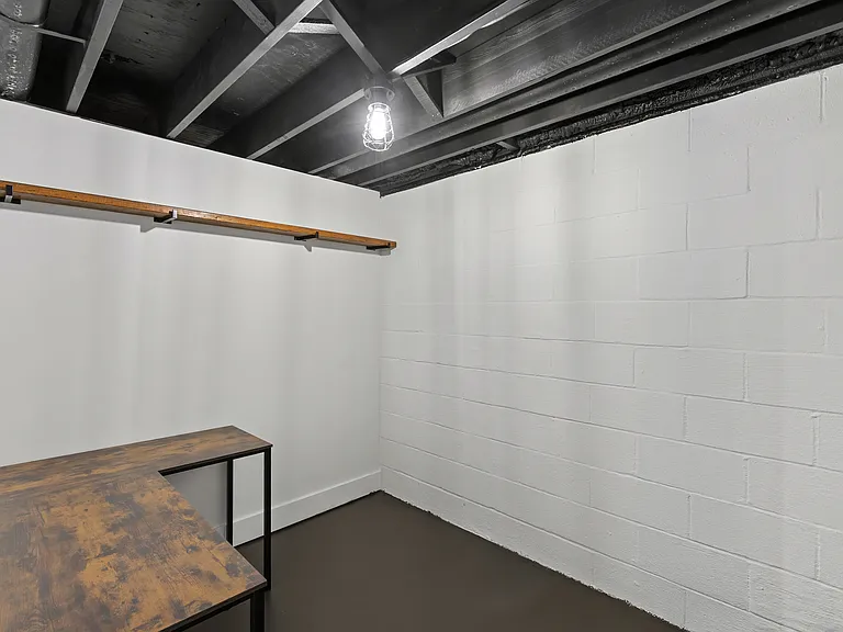 704 Ticonderoga Ave — Photo 29