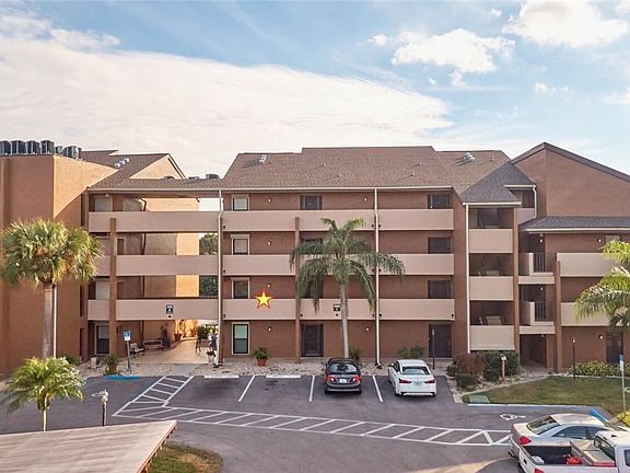 2nd image of 2069 W Lakeview Blvd #4