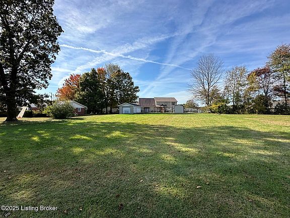 4th image of 0C Parkview Dr