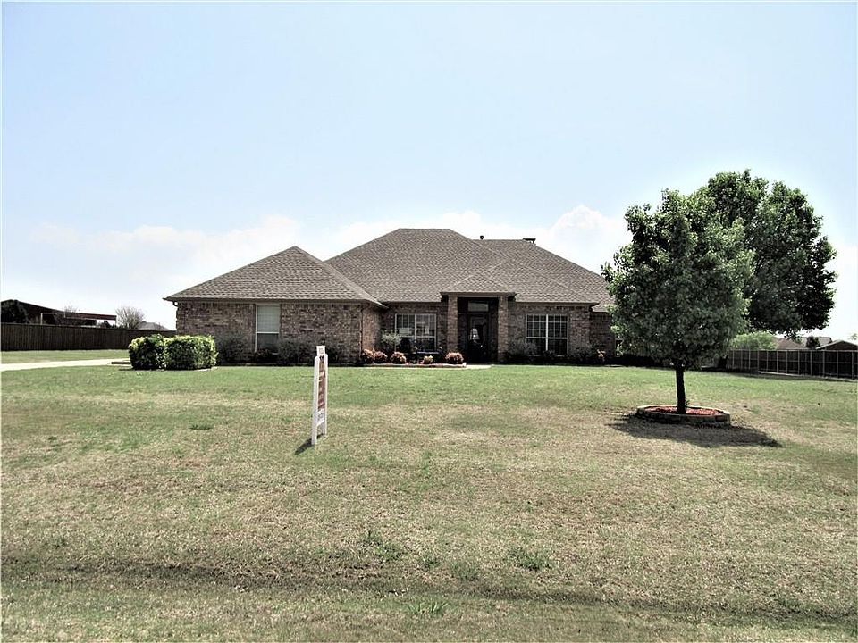 1st image of 2605 Ash Dr
