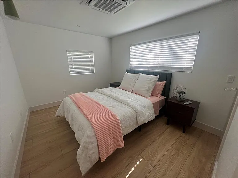2921 Wilson Ave — Photo 6