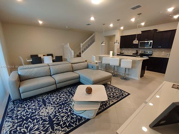 5th image of 1292 Blue Island Dr #1292