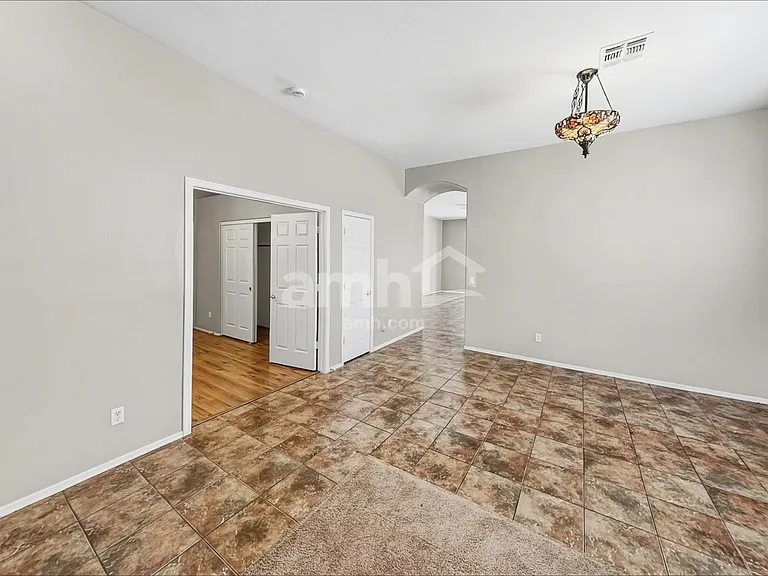 12717 W Earll Dr — Photo 7
