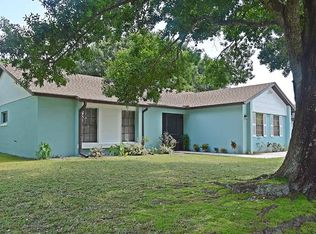 829 Brisbane St NE, Palm Bay, FL 32907