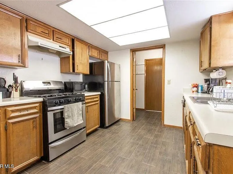 7141 Villa Hermosa Dr — Photo 3