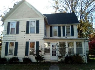 528 E Oak St, Greenville, IL