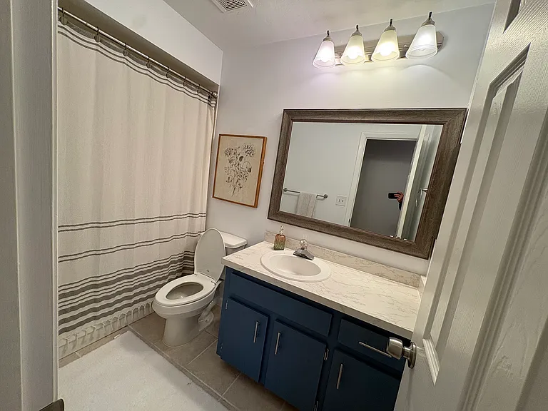 3724 NW 107th Ter — Photo 14
