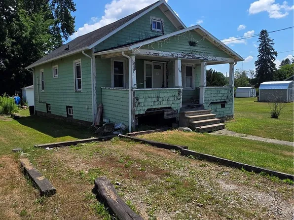 1107 Charles St, Elmira, NY 14904