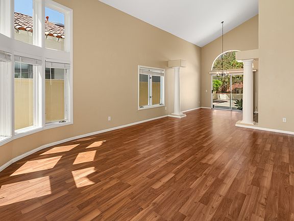 3rd image of 4626 Tarantella Ln