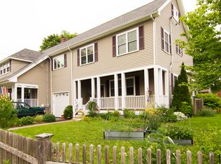219-221 Linwood Ave, Newton, MA 02460