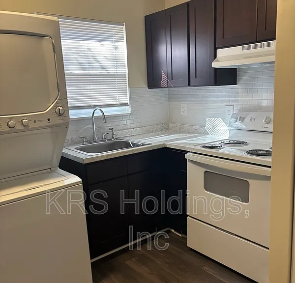 1708 Carlisle Ave #6 — Photo 1
