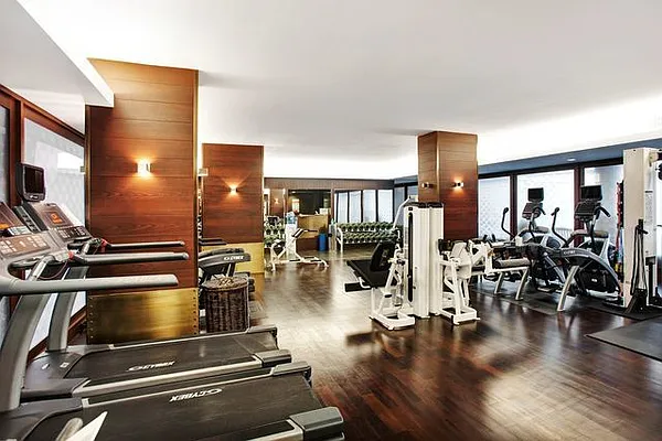 Rented by Edward Seisdedos, LREB | media 21