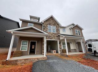 1032 Misty Mountain Rd, Lynchburg, VA 24502