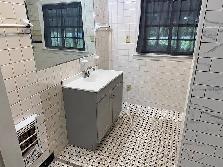 Unit Photo