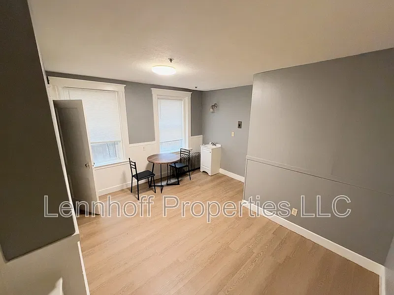 286 Washington St #16