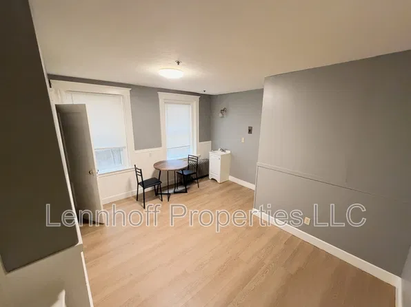 286 Washington St #16, Salem, MA 01970