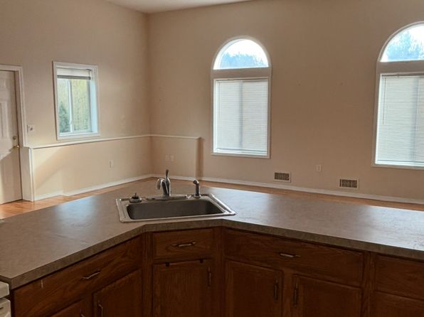 (undisclosed Address)