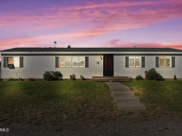 1500 Poplar Mdw, Tieton, WA 98947