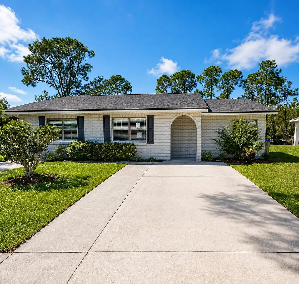 Charming 2-Bed, 2-Bath Home with Screened Lanai in Kissimmee! — Photo 1