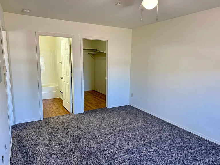 Cedar Creek Apartment Homes — Photo 19