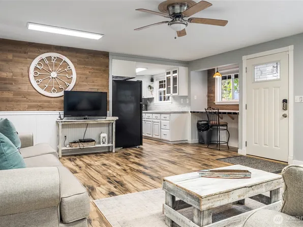 250 E Saint Andrews Drive, Shelton, WA 98584