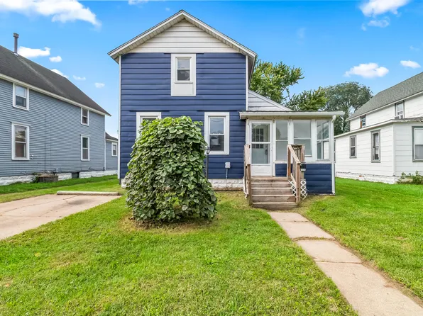 1115 S Main St, Three Rivers, MI 49093