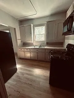 1221 W 2nd Ave #A Photo 1