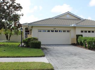 305 Reclinata Cir, Venice, FL 34292