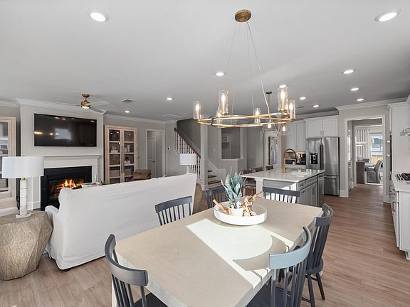 7th image of this home