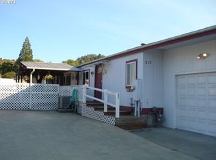 212 Bobwhite St, Roseburg, OR 97471