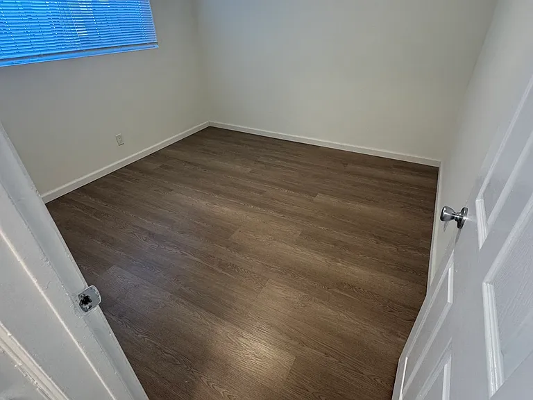 1713 Park Ave #1 — Photo 7