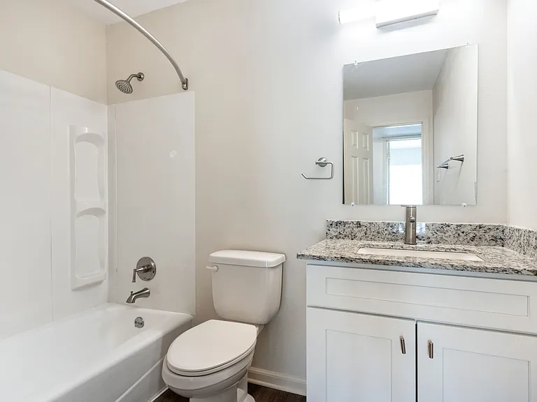 Acadia Park Apartments — Photo 37