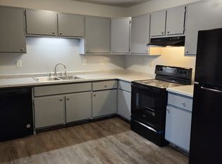 280 Shannon Ct #4, Plover, WI 54467